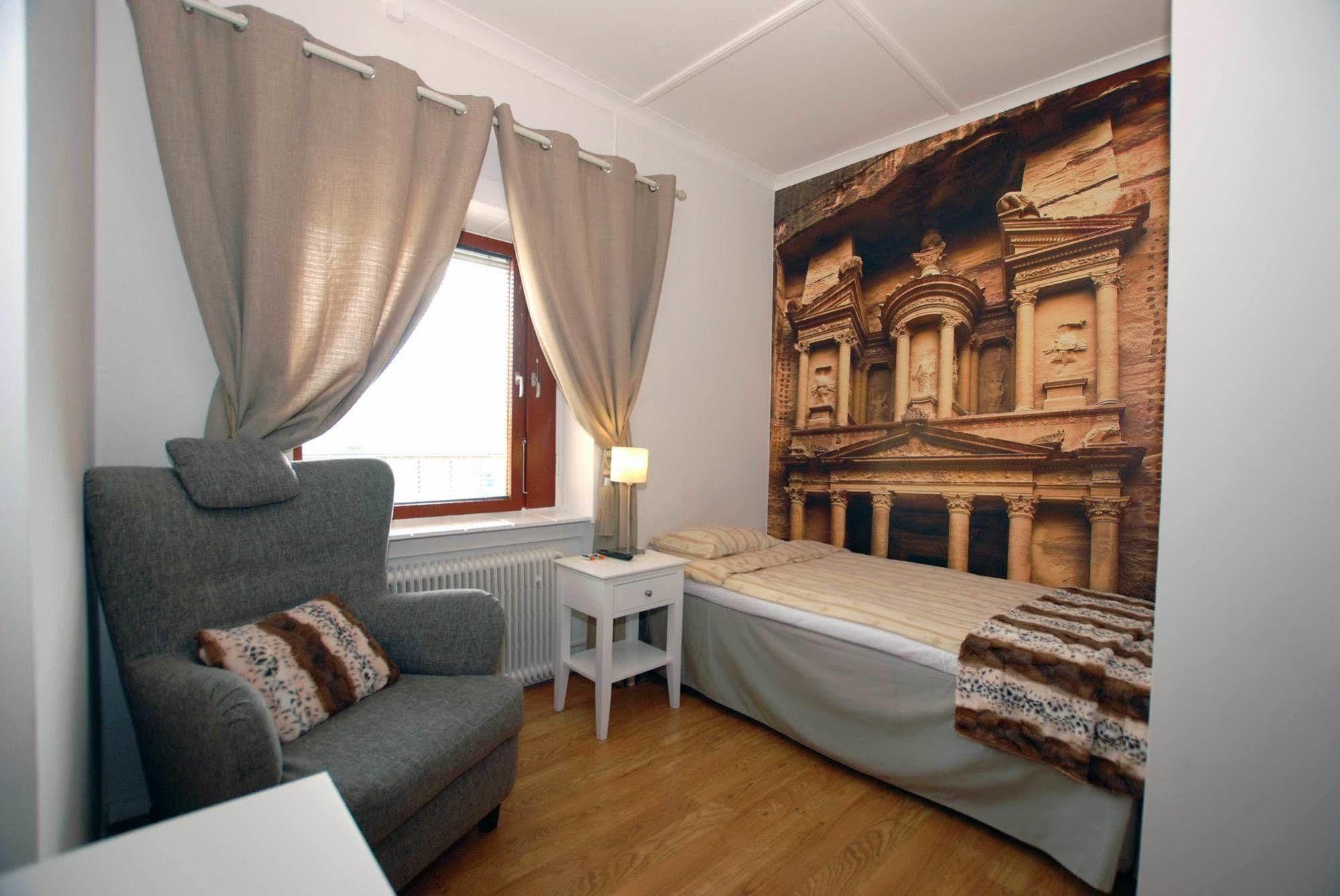 Avesta Stadshotell Bagian luar foto